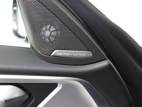 Used 2022 BMW i4 eDrive40 w/ Premium Package image 11