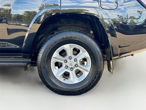 Used 2024 Toyota 4Runner SR5 Premium image 31