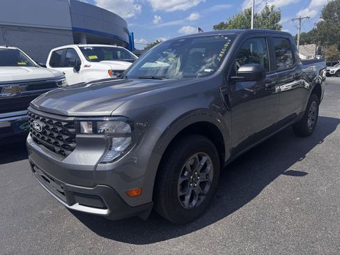 Used 2026 Ford Maverick XLT AWD/4WD image 2