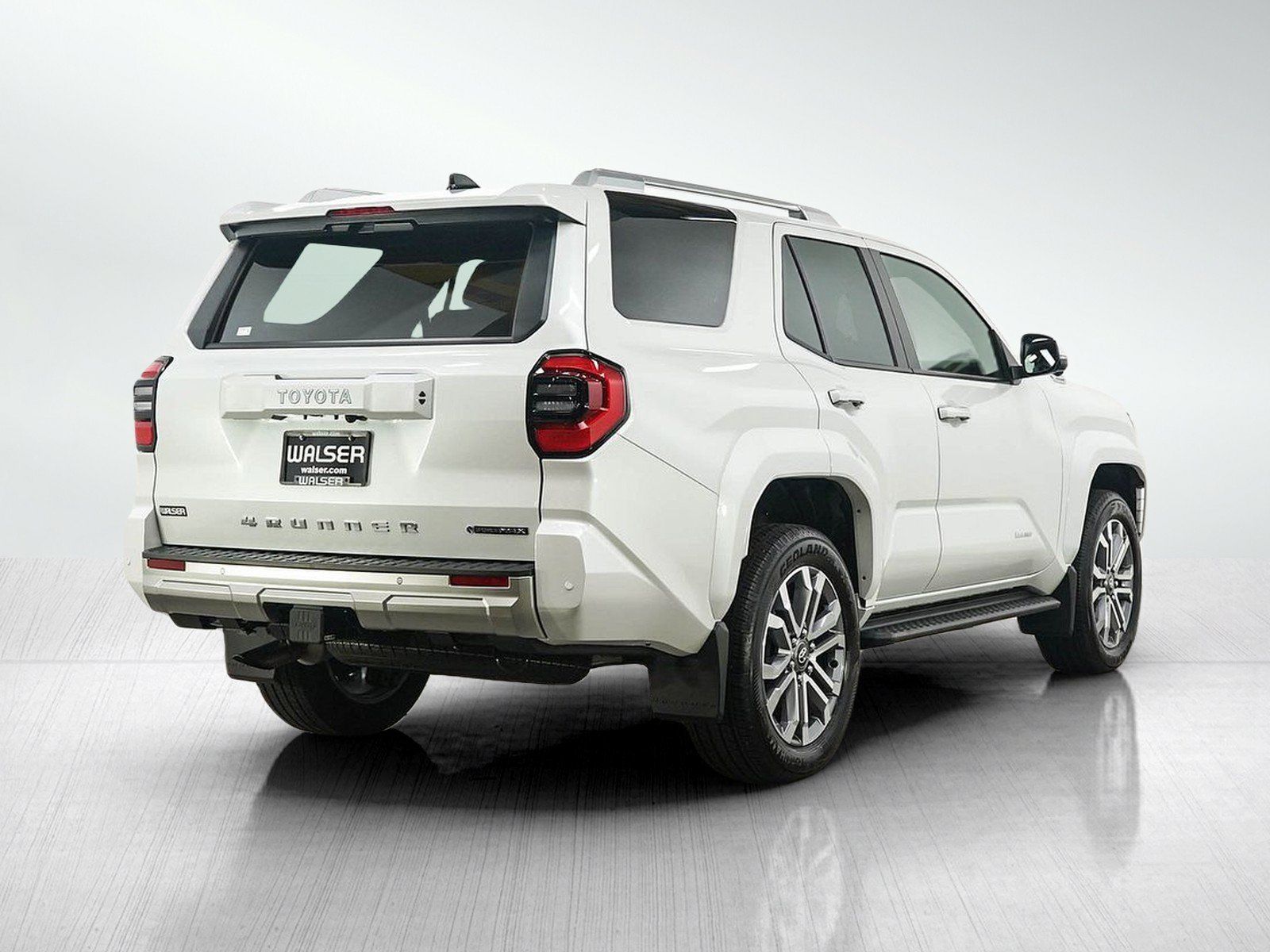 Used 2026 Toyota 4Runner Limited AWD/4WD image 5