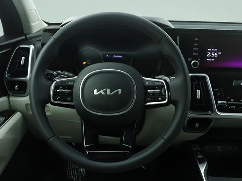 Used 2023 Kia Sorento EX FWD image 8