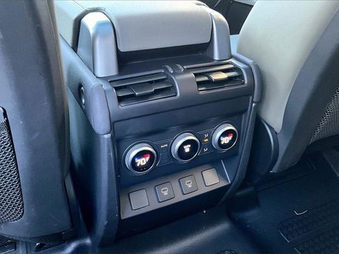 Used 2023 Land Rover Defender 110 S image 10