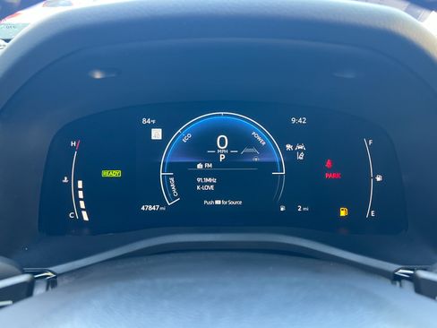 Used 2025 Toyota Camry SE FWD image 23