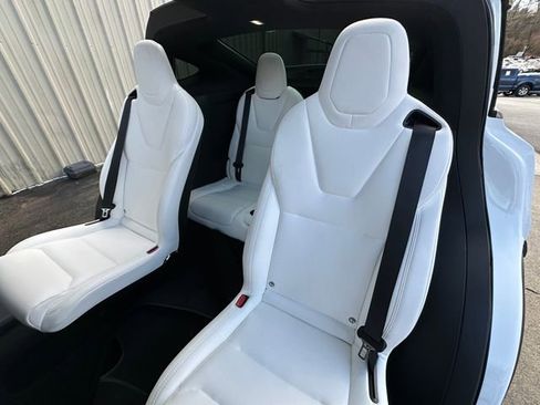 Used 2021 Tesla Model X Performance image 29