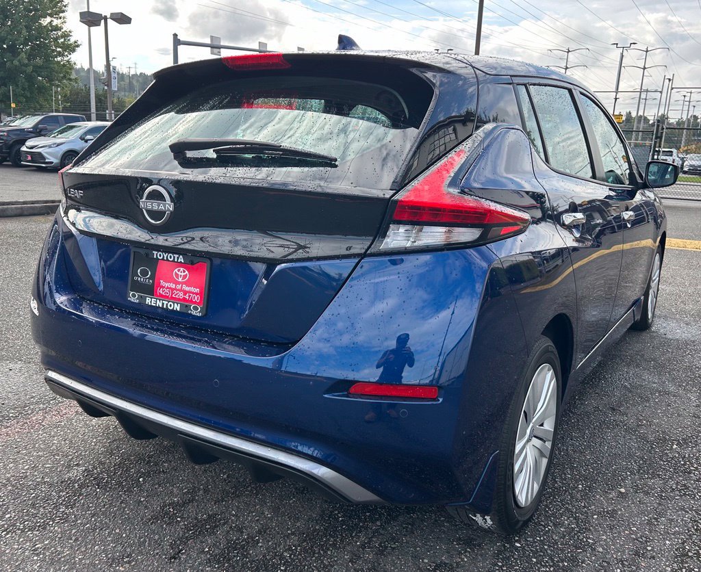 Used 2025 Nissan Leaf S FWD image 5