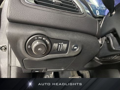 Used 2016 Chrysler 200 S w/ Navigation & Sound Group I AWD/4WD image 25