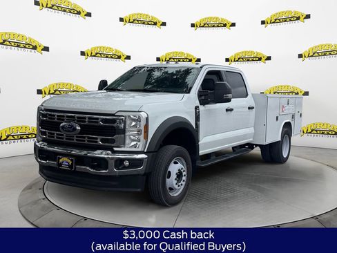 New 2025 Ford F450 XLT w/ XLT Value Package image 1