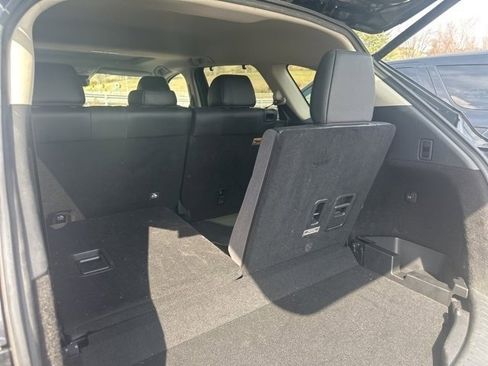 Used 2022 MAZDA CX-9 Touring Plus image 18