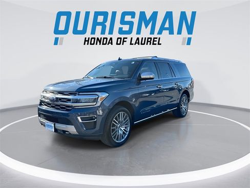 Used 2022 Ford Expedition Max Platinum image 4