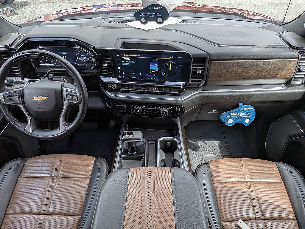 Certified 2025 Chevrolet Silverado 1500 High Country AWD/4WD image 73