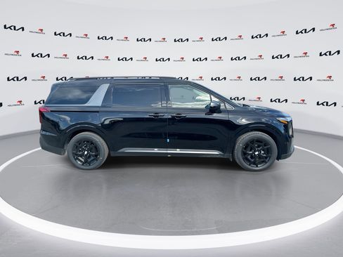 New 2026 Kia Carnival SX Prestige FWD image 9