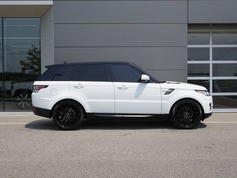 Used 2017 Land Rover Range Rover Sport HSE AWD/4WD image 7
