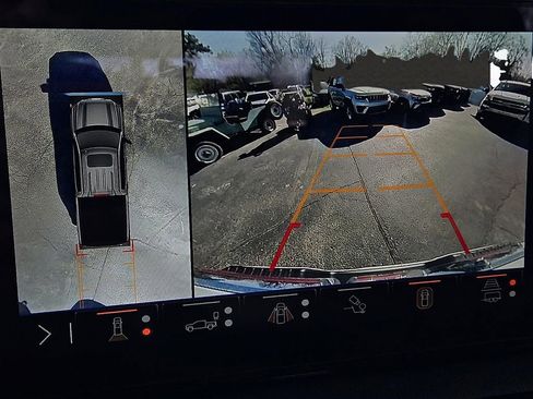 Used 2025 GMC Sierra 1500 AT4 w/ AT4 Premium Package image 14