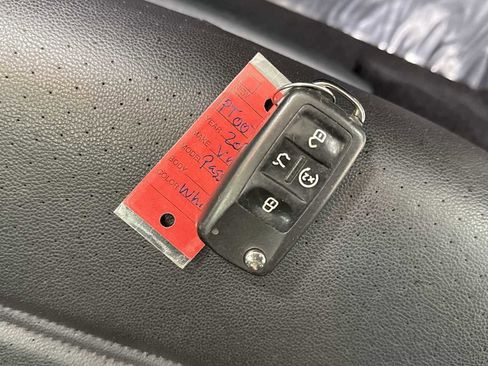 Used 2021 Volkswagen Passat 2.0T SE image 31