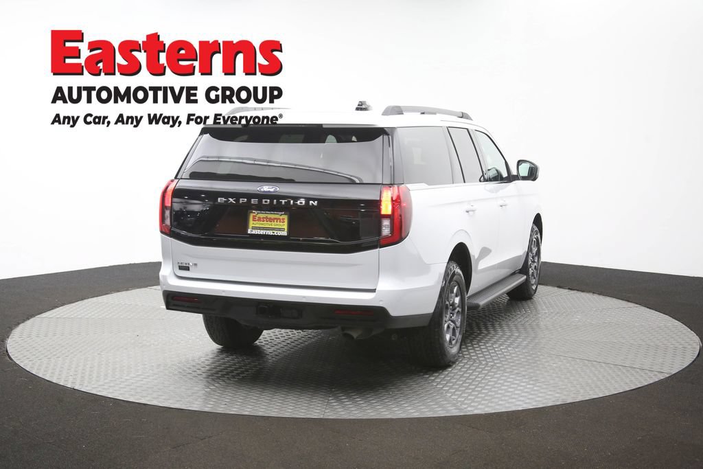Used 2025 Ford Expedition Active AWD/4WD image 40