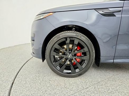 New 2025 Land Rover Range Rover Sport Dynamic SE image 30