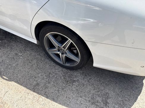 Used 2018 Mercedes-Benz E 300 image 9