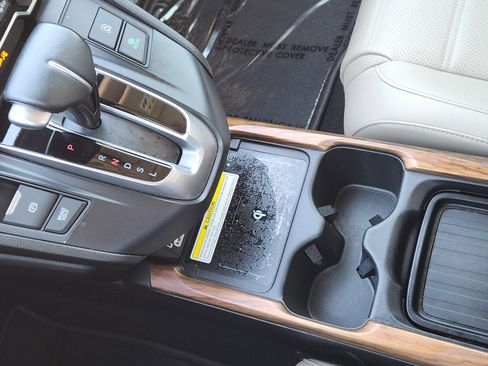 Used 2020 Honda CR-V Touring image 20