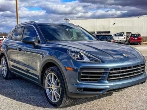 Used 2019 Porsche Cayenne S image 30