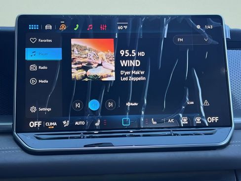 New 2026 Volkswagen Tiguan SE R-Line image 16