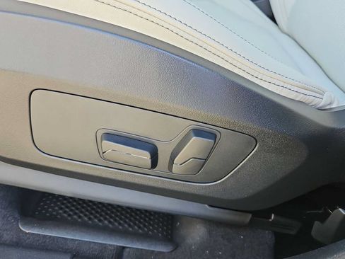 Used 2026 BMW X1 xDrive28i AWD/4WD image 17