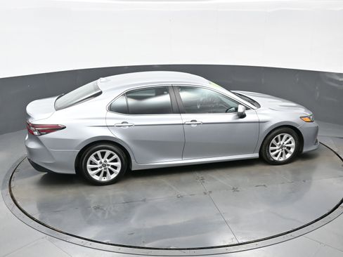 Used 2024 Toyota Camry LE FWD image 37