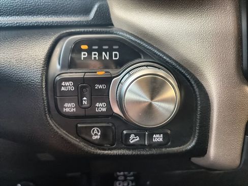 Used 2021 RAM 1500 Laramie w/ Off Road Group AWD/4WD image 16