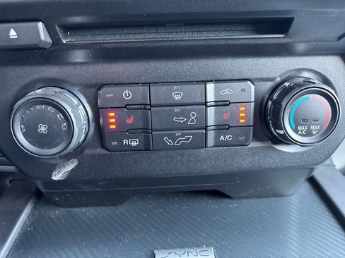 Used 2018 Ford F150 XLT w/ Equipment Group 302A Luxury image 40