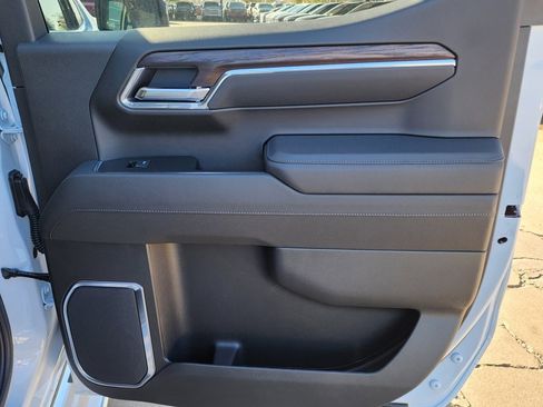 New 2026 GMC Sierra 1500 SLT w/ SLT Premium Plus Package image 41