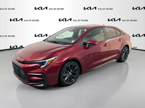 Used 2024 Toyota Corolla XSE FWD image 3