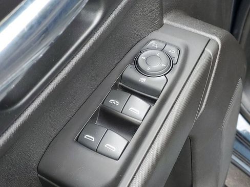 Certified 2020 Chevrolet Silverado 1500 Custom w/ Custom Value Package AWD/4WD image 19