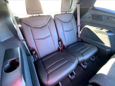 Certified 2023 Cadillac XT6 Premium Luxury image 36