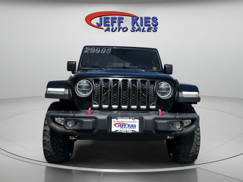 Used 2020 Jeep Gladiator Rubicon image 3