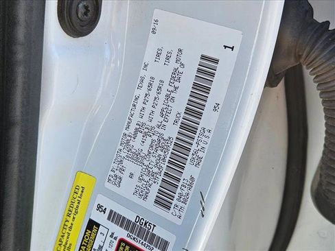 Used 2017 Toyota Tundra SR5 image 24