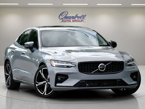 Used 2024 Volvo S60 B5 Plus FWD image 1