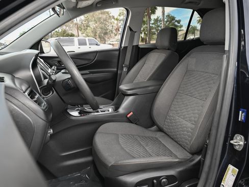 Used 2020 Chevrolet Equinox LT image 19