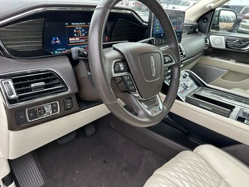 Used 2022 Lincoln Navigator L Black Label image 24
