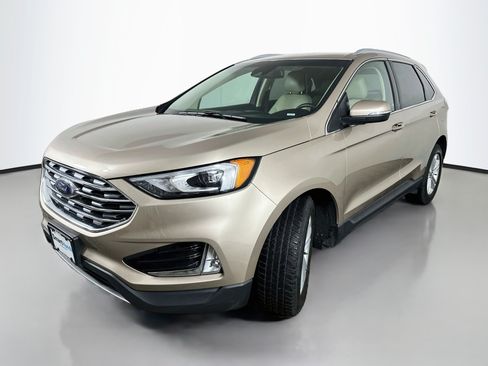 Used 2020 Ford Edge SEL w/ Convenience Package FWD image 3