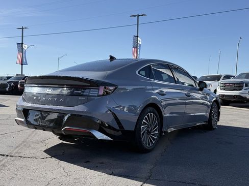 Used 2024 Hyundai Sonata Limited image 7
