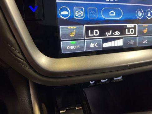 Certified 2025 Subaru Outback Premium image 35