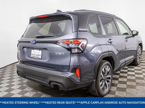 Used 2025 Subaru Forester Touring image 9