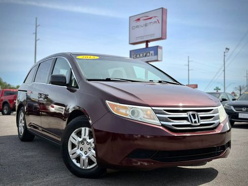 Used 2013 Honda Odyssey LX image 1