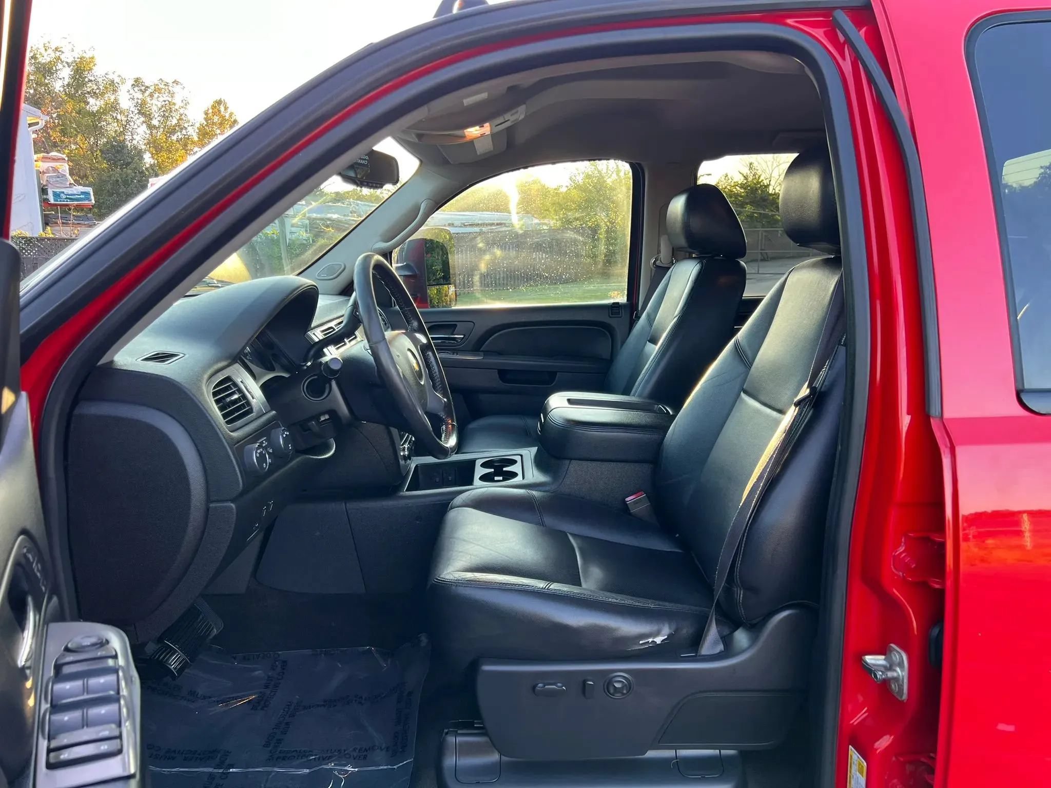 Used 2014 Chevrolet Silverado 3500 LTZ w/ LTZ Plus Package AWD/4WD image 15