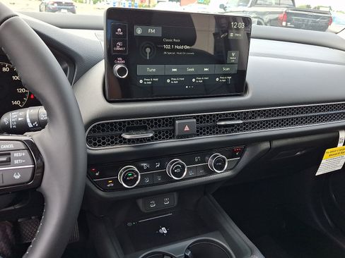 New 2026 Honda HR-V EX-L image 8