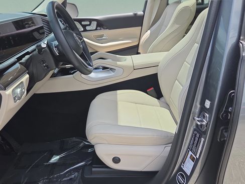 Certified 2025 Mercedes-Benz GLE 350 4MATIC image 9