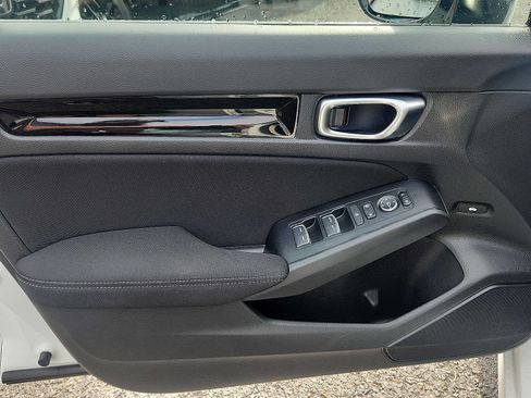 Certified 2024 Honda Civic EX image 12