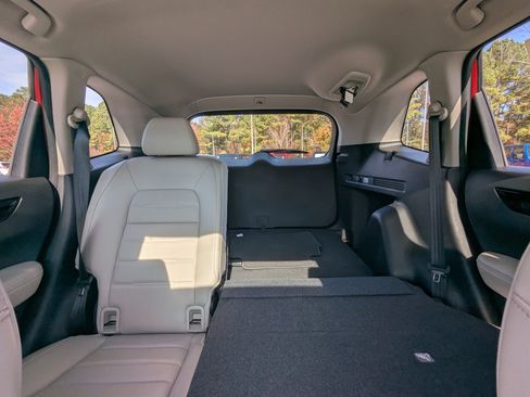 Used 2024 Honda CR-V EX-L image 10