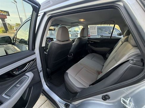 Used 2022 Subaru Outback Limited AWD/4WD image 25