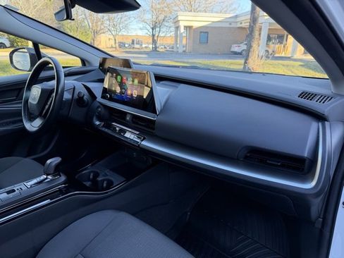 Used 2023 Toyota Prius LE image 43