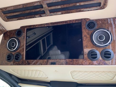 Used 2020 Mercedes-Benz Sprinter 2500 image 13